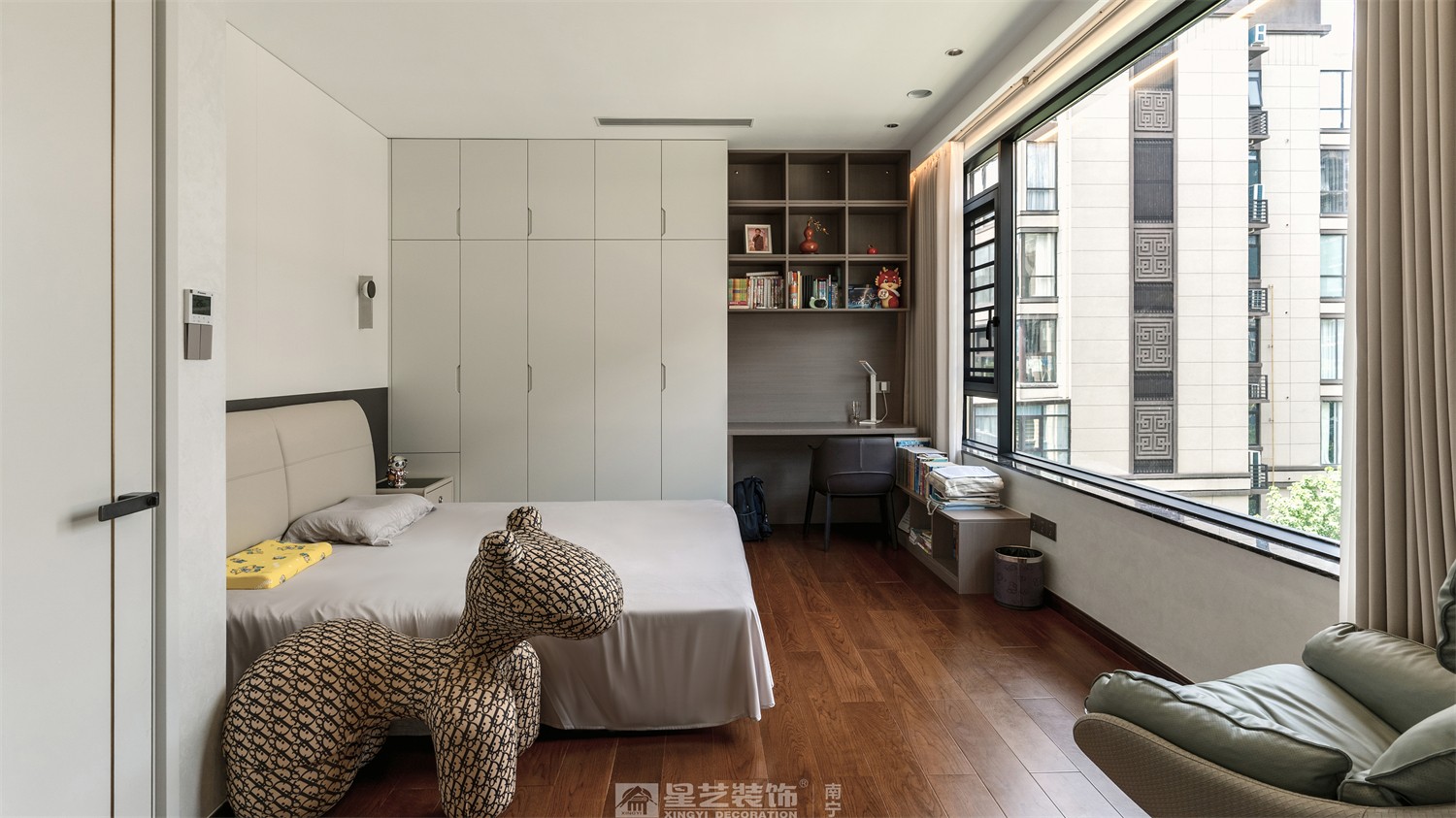 建發(fā)五象印月300平現(xiàn)代輕奢臥室裝修效果圖