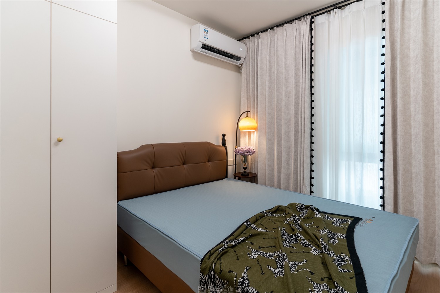 東方尊府118平中古風臥室裝修完工實景圖